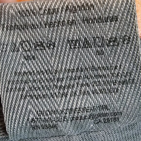 Ladies Cropped Tee Noah Kahan Stick Season - Picture 3 of 5